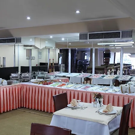 Almer Hotel 3*